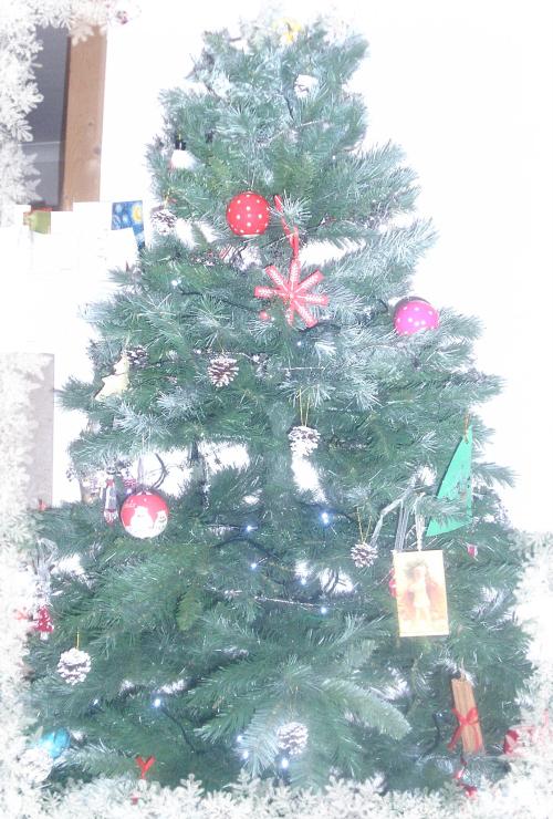 Xmastree_snowflakes